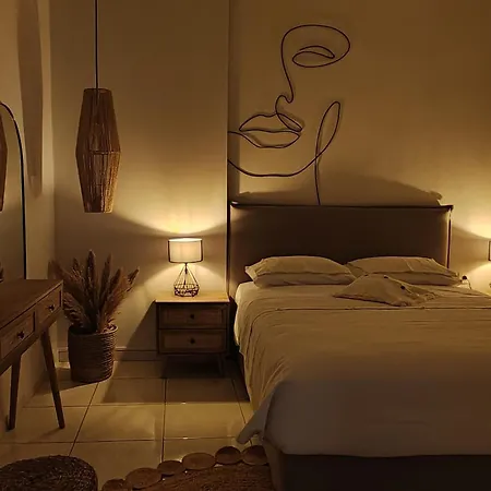 Niki's Luxury * Makry Gialos (Crete)